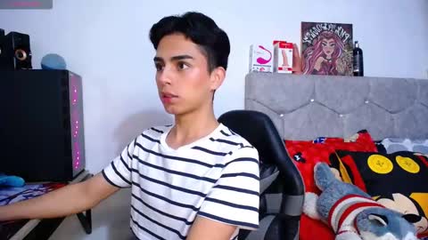 Snapshot of owenblue__ chatting on December 2025 06:30:02 AM Owen Independent model online show from December 2025 06:30:02 AM