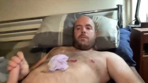 Snapshot of owenfn2 chatting on November 2025 07:27:01 AM Owen2022 online show from November 2025 07:27:01 AM