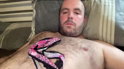 Snapshot of owenfn2 chatting on December 2025 06:16:01 PM Owen2022 online show from December 2025 06:16:01 PM