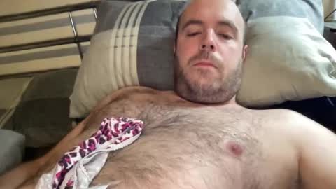 Snapshot of owenfn2 chatting on February 2026 07:18:01 AM Owen2022 online show from February 2026 07:18:01 AM