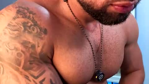 Maximus Owen online show from June 2026 06:43:01 PM