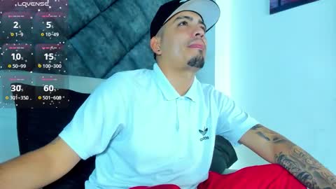 O W E N - S T O N E online show from November 2025 12:17:01 PM