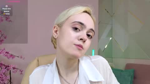 Oxcy online show from March 2026 05:29:02 AM