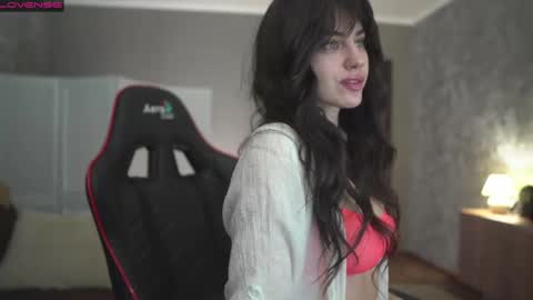 Snapshot of oxxme chatting on February 2025 09:04:02 AM Oxana Hi friends all my videos are 50 off check my bio online show from February 2025 09:04:02 AM