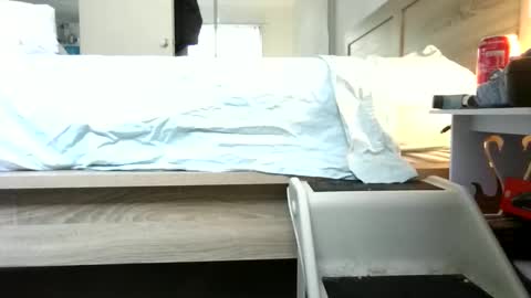 Snapshot of ozzie_male77 chatting on October 2025 03:54:02 AM Brian online show from October 2025 03:54:02 AM