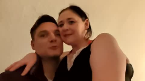 ozzikev online show from November 2025 03:27:01 AM