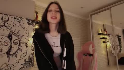 Snapshot of p0rsche911 chatting on December 2024 08:00:02 PM Alice online show from December 2024 08:00:02 PM