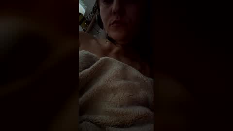 Snapshot of paaola1823 chatting on April 2026 09:40:01 AM paaola1823 online show from April 2026 09:40:01 AM