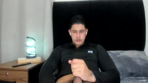 Snapshot of pablo_boston chatting on April 2026 04:39:01 AM Javi online show from April 2026 04:39:01 AM