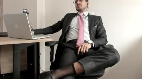 Snapshot of pablo_rincon95 chatting on January 2025 04:06:01 PM pablo rincon95 online show from January 2025 04:06:01 PM