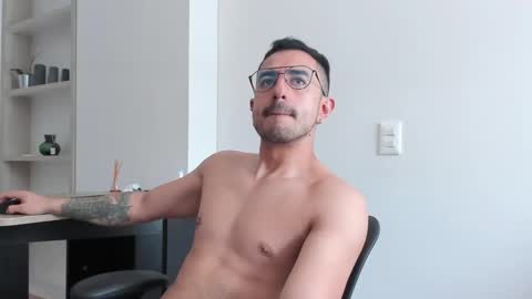 Snapshot of pablo_rincon95 chatting on February 2025 02:31:02 PM pablo rincon95 online show from February 2025 02:31:02 PM