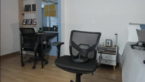 Snapshot of pablo_rincon95 chatting on March 2026 09:32:02 PM pablo rincon95 online show from March 2026 09:32:02 PM