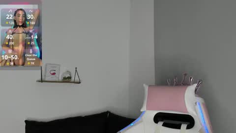 Snapshot of pablohot_5 chatting on February 2025 09:42:01 AM kYLIE online show from February 2025 09:42:01 AM