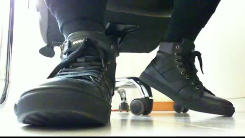 Snapshot of pablomenesssl chatting on January 2025 12:15:02 PM Pablo Meness online show from January 2025 12:15:02 PM