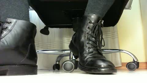 Snapshot of pablomenesssl chatting on January 2025 03:20:01 PM Pablo Meness online show from January 2025 03:20:01 PM