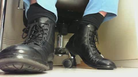 Snapshot of pablomenesssl chatting on March 2025 10:43:02 PM Pablo Meness online show from March 2025 10:43:02 PM