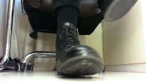 Snapshot of pablomenesssl chatting on March 2025 05:07:02 PM Pablo Meness online show from March 2025 05:07:02 PM