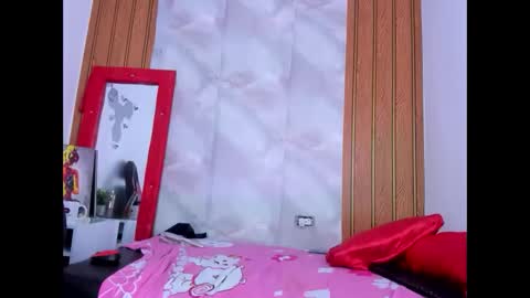 Snapshot of pahulamontero chatting on May 2026 03:06:02 PM pahulamontero online show from May 2026 03:06:02 PM