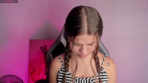 Snapshot of paigejayden chatting on June 2026 02:34:01 AM Paige online show from June 2026 02:34:01 AM