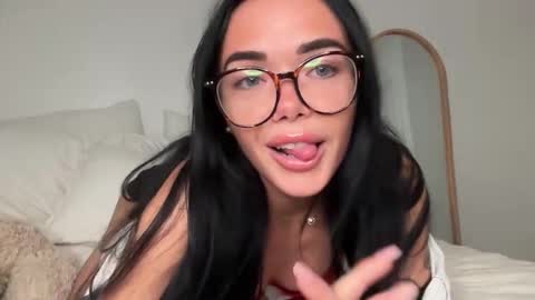 Snapshot of paigemckinnon chatting on March 2026 07:09:02 AM paigey xxx link in bio online show from March 2026 07:09:02 AM