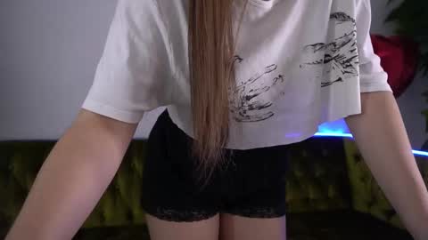 Paige online show from March 2025 03:49:02 PM