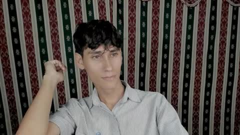 Snapshot of paimon_goetia chatting on January 2026 12:02:01 AM Alexander Grigori online show from January 2026 12:02:01 AM