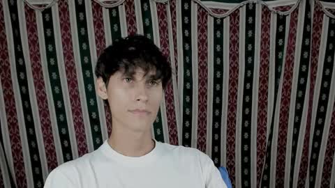 Snapshot of paimon_goetia chatting on March 2026 01:01:02 AM Alexander Grigori online show from March 2026 01:01:02 AM