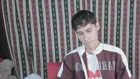 Snapshot of paimon_goetia chatting on April 2026 04:35:01 AM Alexander Grigori online show from April 2026 04:35:01 AM