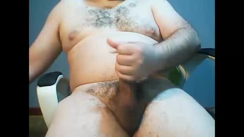 Snapshot of pajero1976 chatting on April 2026 09:02:01 AM pajero1976 online show from April 2026 09:02:01 AM