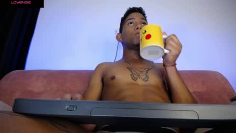 Palo Santo online show from April 2026 08:12:02 AM