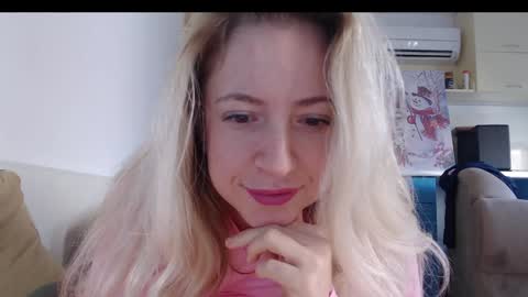 Snapshot of pam_fans chatting on January 2025 08:39:01 AM BABE online show from January 2025 08:39:01 AM