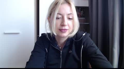 Snapshot of pam_fans chatting on September 2025 07:32:01 AM BABE online show from September 2025 07:32:01 AM