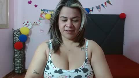 Snapshot of pamela_echeverria chatting on July 2026 11:27:01 AM pamela_echeverria online show from July 2026 11:27:01 AM