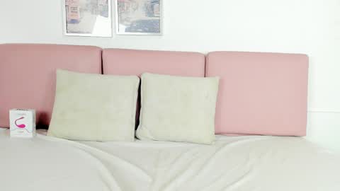 Snapshot of pamela_skinnysexy chatting on April 2026 08:28:02 PM Pamela online show from April 2026 08:28:02 PM