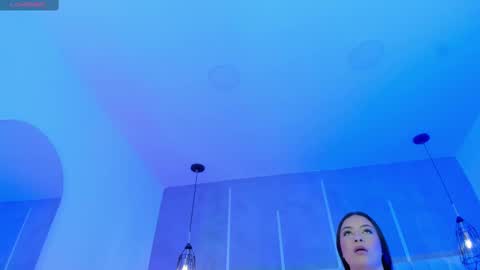 Manuela online show from September 2025 11:54:01 AM