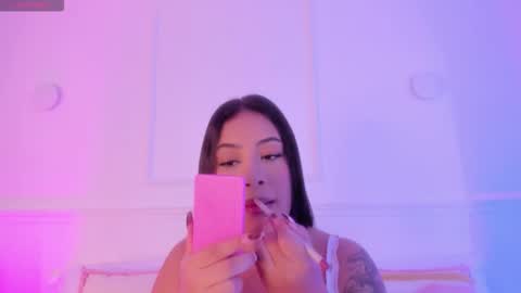 Manuela online show from November 2025 12:26:01 PM