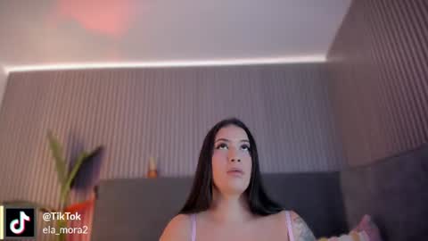 Snapshot of pamela_vega chatting on June 2026 06:56:01 PM Manuela online show from June 2026 06:56:01 PM