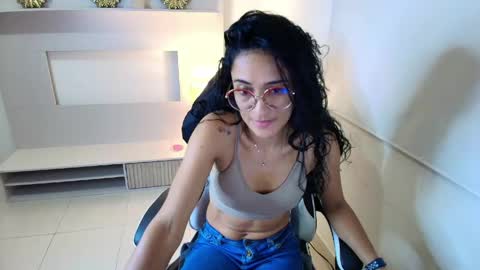 Pamela  online show from May 2026 12:40:01 AM