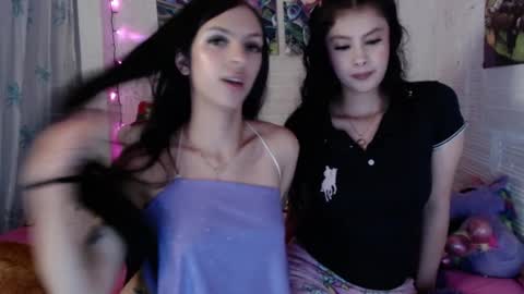 Pamela Reyess online show from December 2025 12:53:01 AM