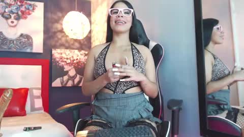 Pamela  online show from January 2025 11:56:01 PM