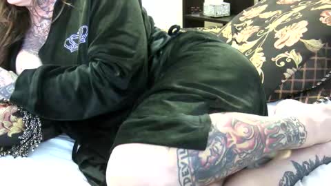 PAMELA GUNNS online show from February 2025 06:49:02 PM