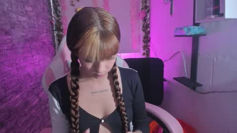 pamelajhonsom online show from November 2025 09:03:02 PM