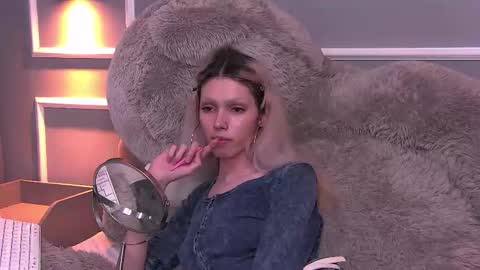 Snapshot of pamelamydreamys chatting on February 2025 07:30:02 PM Pamelamy online show from February 2025 07:30:02 PM