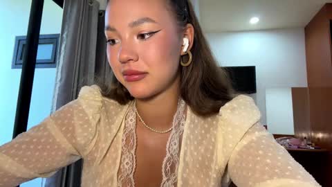 Kamila online show from March 2026 05:32:02 AM