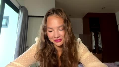 Kamila online show from April 2026 02:12:02 AM