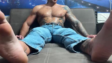 Oleg online show from October 2025 01:45:01 PM