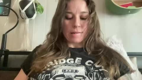 Snapshot of pantiesofthefae chatting on January 2026 05:05:02 PM Pantiesofthefae online show from January 2026 05:05:02 PM