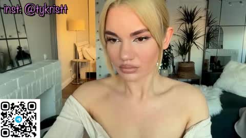 Snapshot of pantykrist chatting on February 2026 01:20:02 PM Kristina Kriss online show from February 2026 01:20:02 PM