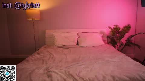 Snapshot of pantykrist chatting on February 2026 06:17:02 PM Kristina Kriss online show from February 2026 06:17:02 PM