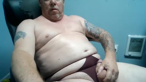 Snapshot of pantyslut50s chatting on August 2026 10:02:01 PM daddyinpanties online show from August 2026 10:02:01 PM